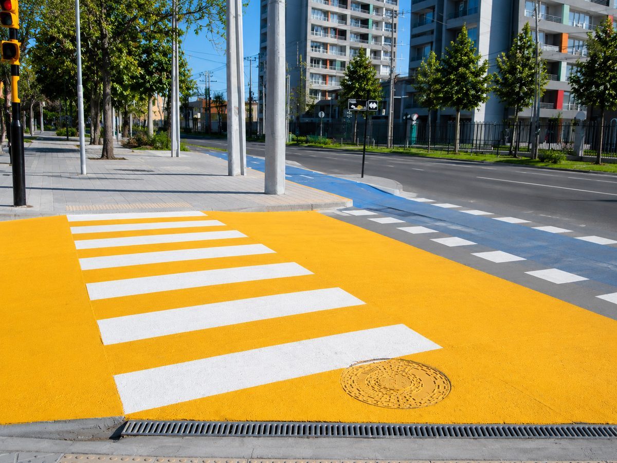 Paso peatonal cruce accesible